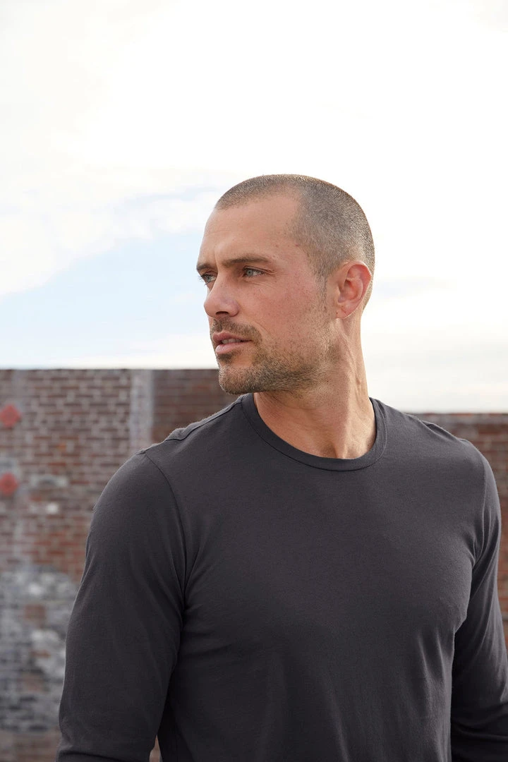 Velvet By Graham & Spencer SKEETER WHISPER CLASSIC CREW NECK TEE Mens 17 Velvet By Graham & Spencer SKEETER WHISPER CLASSIC CREW NECK TEE Mens