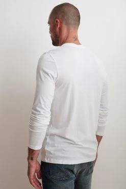 Velvet By Graham & Spencer SKEETER WHISPER CLASSIC CREW NECK TEE 56 Velvet By Graham & Spencer SKEETER WHISPER CLASSIC CREW NECK TEE