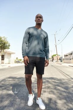 Velvet By Graham & Spencer SKEETER WHISPER CLASSIC CREW NECK TEE Mens 43 Velvet By Graham & Spencer SKEETER WHISPER CLASSIC CREW NECK TEE Mens