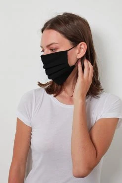 Velvet By Graham & Spencer Womens WINNIE FACE MASK 9 Velvet By Graham & Spencer Womens WINNIE FACE MASK