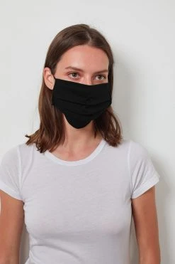Velvet By Graham & Spencer Womens WINNIE FACE MASK 10 Velvet By Graham & Spencer Womens WINNIE FACE MASK