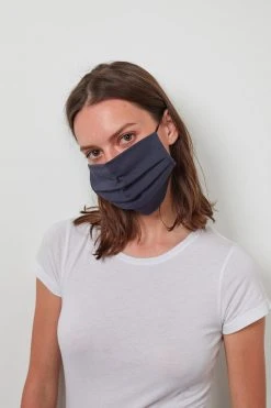 Velvet By Graham & Spencer Womens WINNIE FACE MASK 8 Velvet By Graham & Spencer Womens WINNIE FACE MASK
