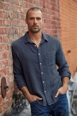 Velvet By Graham & Spencer Mens ELTON COTTON WOVEN BUTTON-UP SHIRT 43 Velvet By Graham & Spencer Mens ELTON COTTON WOVEN BUTTON-UP SHIRT