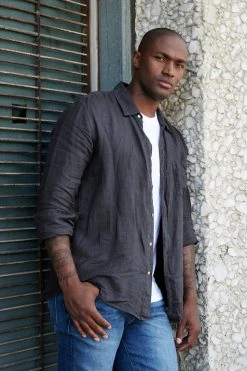 Velvet By Graham & Spencer BENTON LINEN BUTTON-UP SHIRT