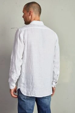 Velvet By Graham & Spencer BENTON LINEN BUTTON-UP SHIRT