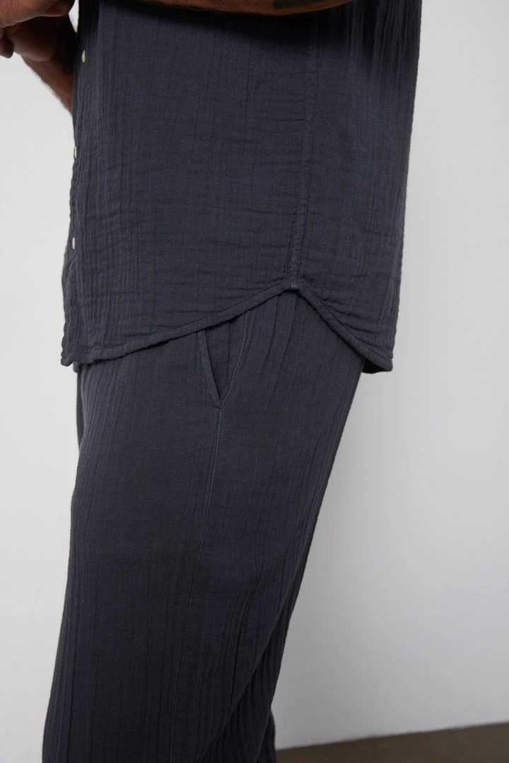 Velvet By Graham & Spencer Mens CHRISTIAN BUTTON-UP SHIRT 12 Velvet By Graham & Spencer Mens CHRISTIAN BUTTON-UP SHIRT