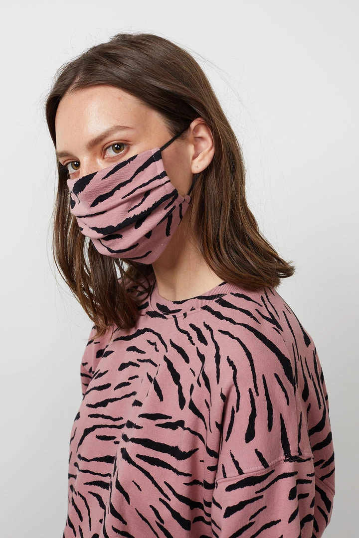 Velvet By Graham & Spencer Womens VIENA PRINTED FACE MASK 1 Velvet By Graham & Spencer Womens VIENA PRINTED FACE MASK